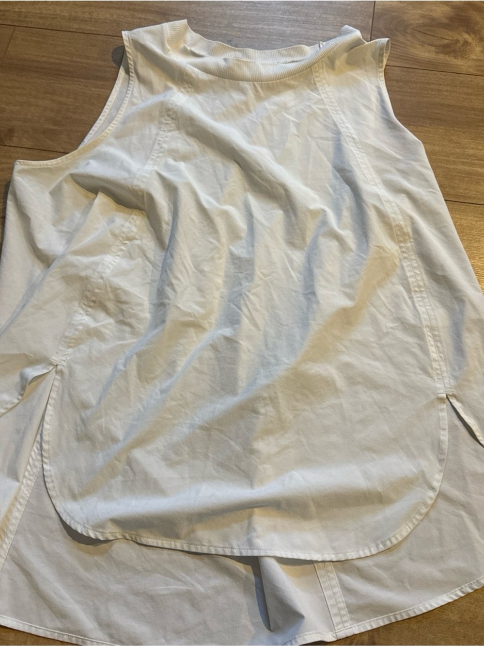 Athleta White Sleeveless Tank Top